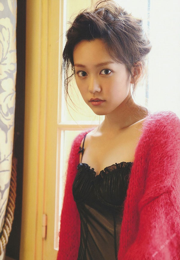 桐谷美玲 グラビア