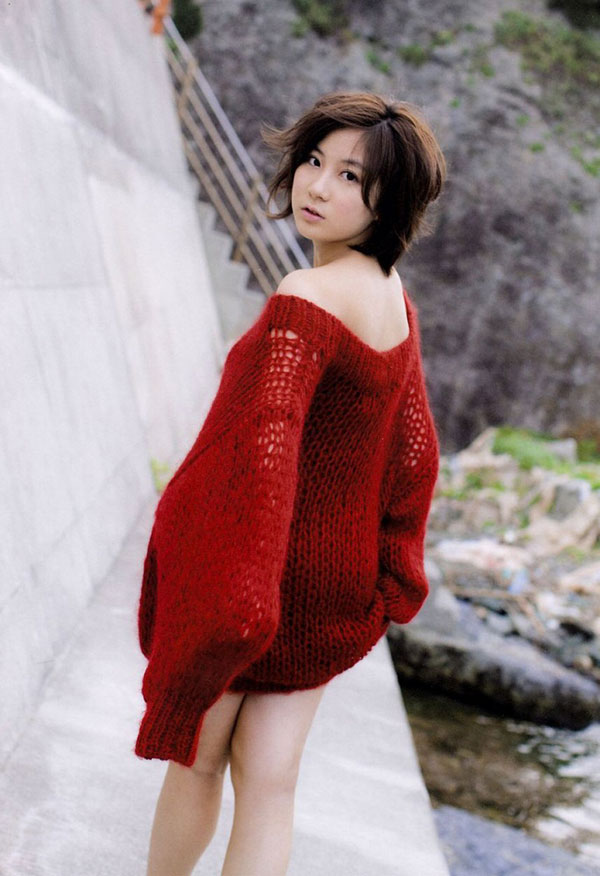 小野恵令奈 グラビア