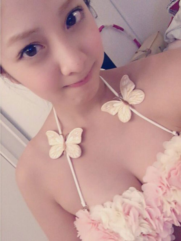 本郷杏奈 グラビア