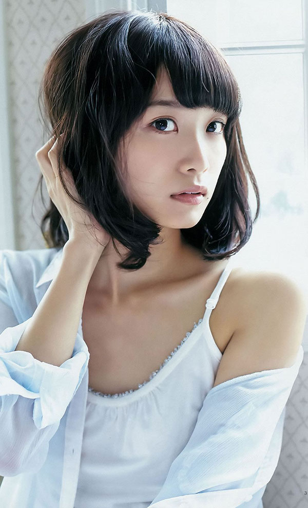 深川麻衣 グラビア