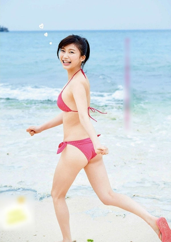 小倉優香 グラビア