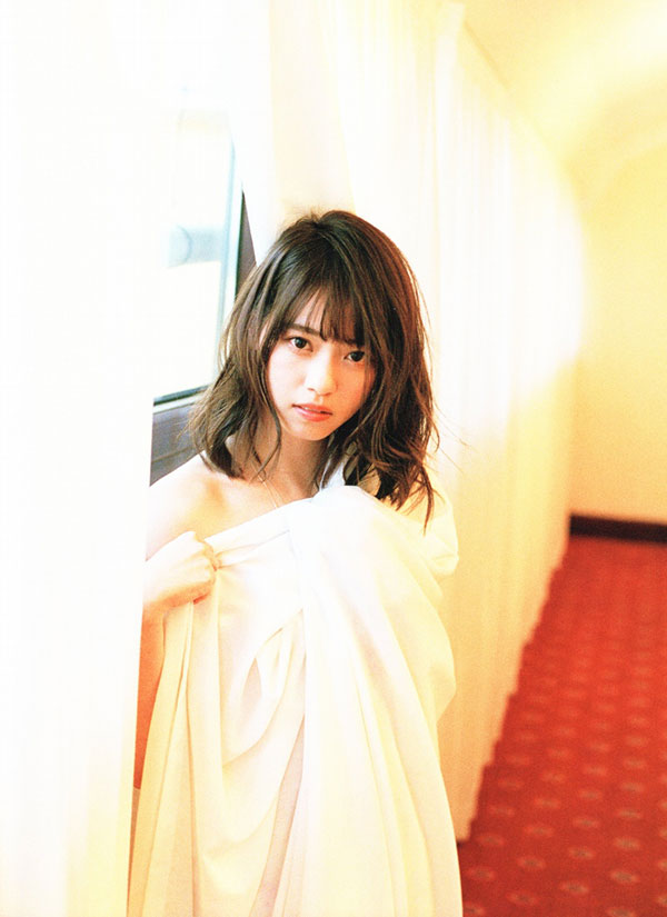 西野七瀬 グラビア