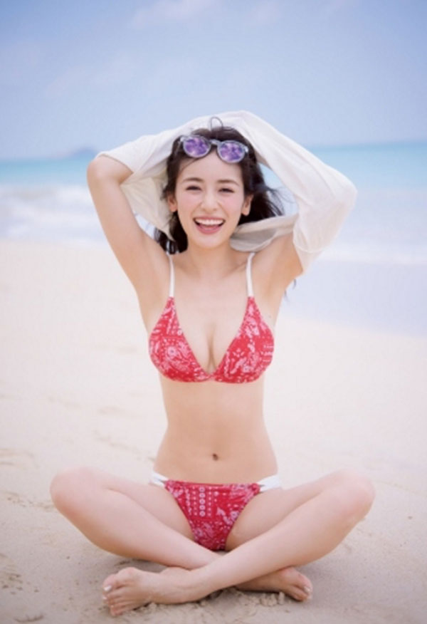 泉里香 グラビア