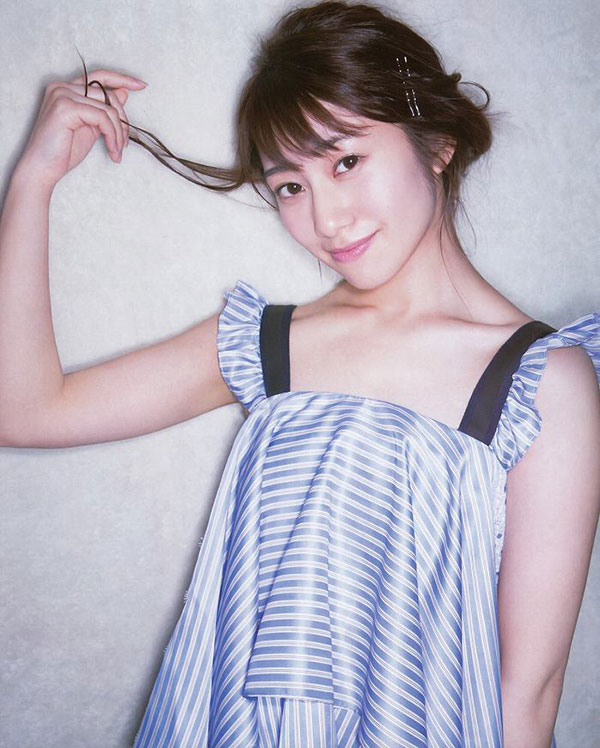 桜井玲香 グラビア