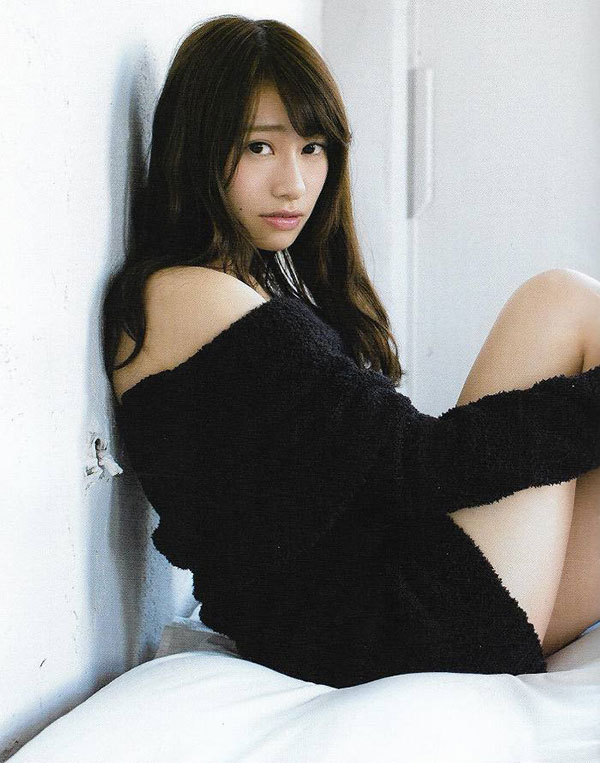 桜井玲香 グラビア