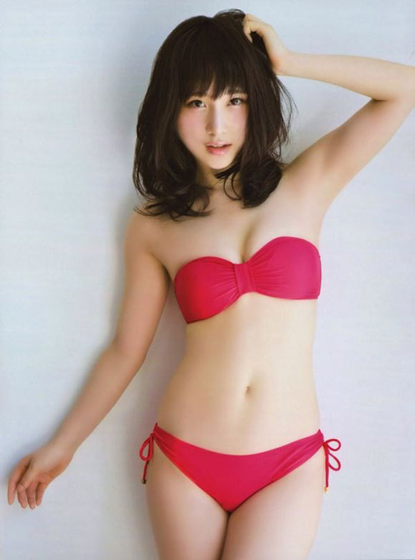 高橋朱里 グラビア