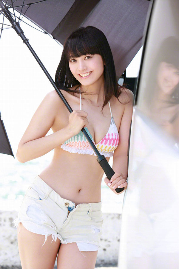 脊山麻理子 グラビア