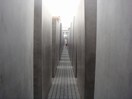 271f8834.jpg