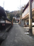 yataderasanmon.jpg