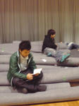 休憩中のKゼミT君