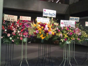 20111127ロビー花左端