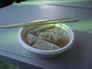 牛骨スープがうまい 水餃子