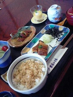 うなぎだー！うまうま