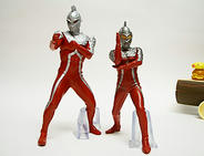 HD-S ウルトラセブン身長差