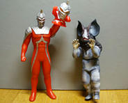 エクスプラス イカルス星人　サイズはウルトラソフビよりちょっと小さい位。