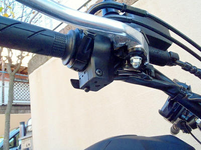 FrontBrakeLeaverNut.jpg