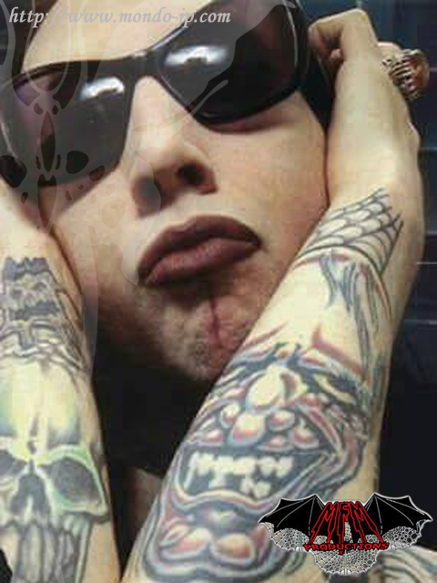 Marilyn Manson,愛用,リング,指輪,真っ赤な色,インポートブランド,MFM,Michael Francis Miller,ハンドメード,シルバーアクセサリー,メンズ,レディース,ユニセックス 