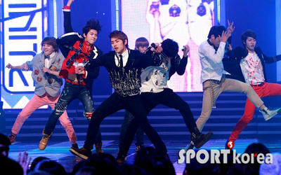 20110317_infinite_mcd1.jpg