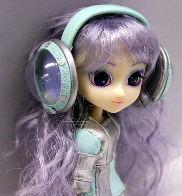 f815_2.jpg