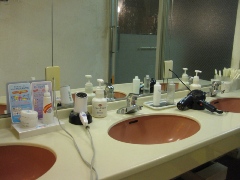 熊本県 天草 下田温泉 ジャルディン・マール望洋閣 浴場 脱衣室 洗面台