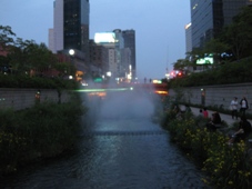 韓国旅行　ソウル2日目　清渓川（チョンゲチョン）