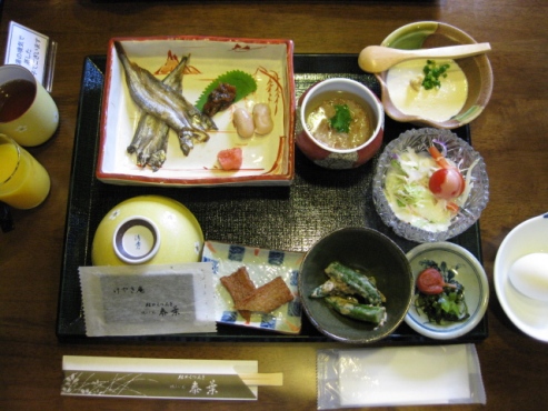 湯布院温泉　ゆふいん泰葉　朝食