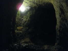 九州　黒川温泉郷　「山の宿　新明館」洞窟風呂1