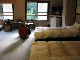 九州　黒川温泉郷　「湯峡の響き　優彩」客室　1