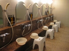 32稚内　ホテルおかべ汐彩亭　浴場　洗い場