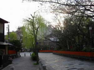 京都　祇園　白川南通り