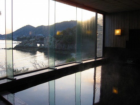 広島県 鞆の浦/仙酔島 江戸風呂体験!展望風呂 浴槽