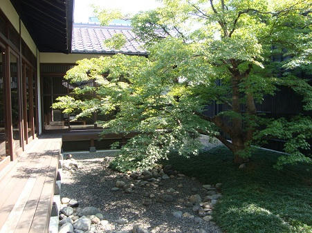 0907-9-1.jpg