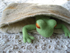 羊毛フェルト製作中カバン2