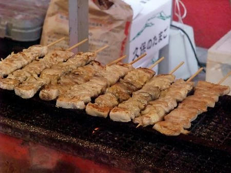 ブタ串焼き