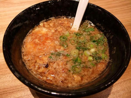 博多つけ麺　スープ