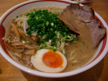 光☆ＭＥＮＪＩ　豚骨醤油ラーメン