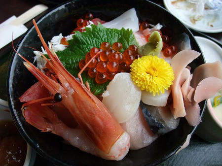 まぐろ茶屋　特上海鮮丼