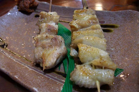 樹（たちき）　焼鳥（モモ・カワ）