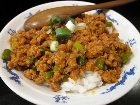麺家 うえだ　辛肉そぼろごはん