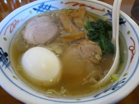 地鶏ラーメン自給屋　塩ラーメン　味玉