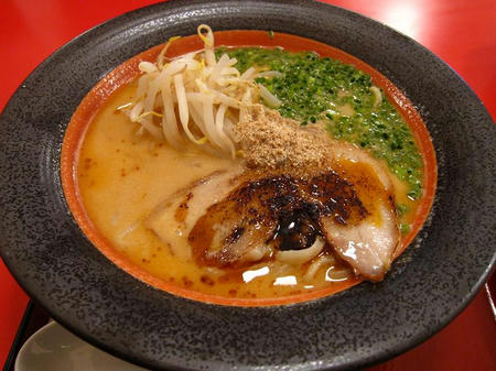 老虎麺飯城 胡麻そば