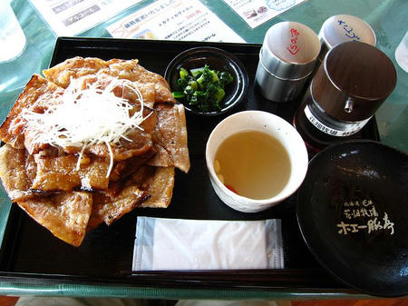 花畑牧場 ホエー豚亭 ホエー豚丼セット