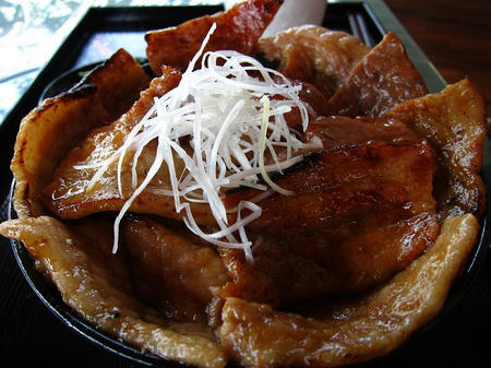 花畑牧場 ホエー豚亭 ホエー豚丼