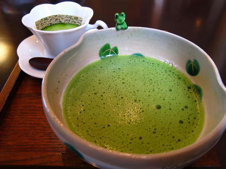 つるちゃんの 話食庵　お菓子と抹茶