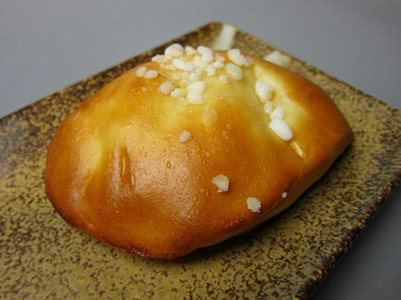 パン工房 nobi（乃毘）　クリームパン