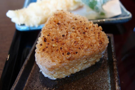 蕎麦 貴石