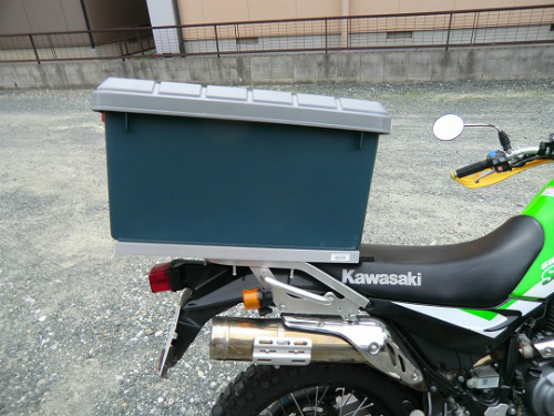 オフロードバイクにコンテナボックス メイツの日記