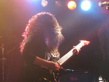 m-002.jpg