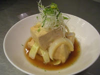 豆腐とたまねぎの煮込み