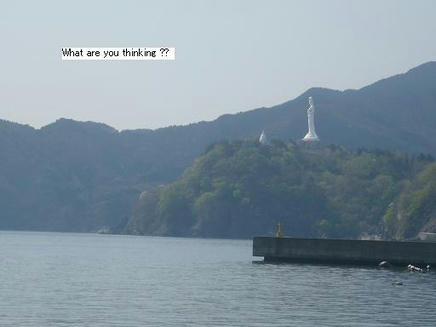 家の前で＞２